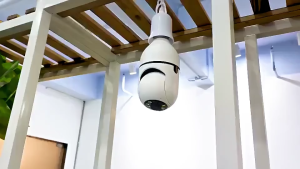 Camera Wifi ngoài trời 4K 8 LED Đuôi Bóng Đèn Xoay 360 Độ 2 MẮT KÉP 8 LED Đàm Thoại