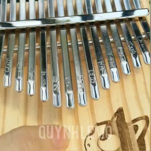 Đàn kalimba 17 phím hình mèo cuộn len kute QUYNHLEMO Kalimba nguyên khối có phủ sơn bóng D16cm R12cm C4cm