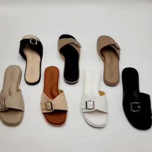 รองเท้าแตะทรงสวม ดีไซน์หน้าคาดเข็มขัด รุ่น JJ5621