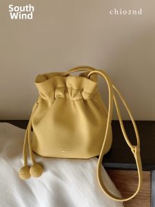 CHIO‘2ND | Lichee Pattern Soft Leather Barrel Bag Cross-body Shoulder Style