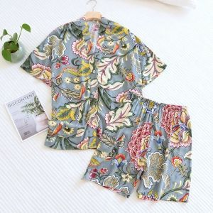 New Summer Ladies 100% Viscose Pajamas Short Sleeve Shorts Two Piece Floral V-Neck Thin Loose Womens Homewear Set sleepwear