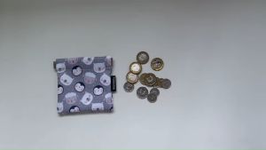 PUNKSTAR 11cm X 11cm Squeeze Pinch Pouch gifts Coin Purse Holder Credit Card Case Squeeze Wallet for Men & Women Kids