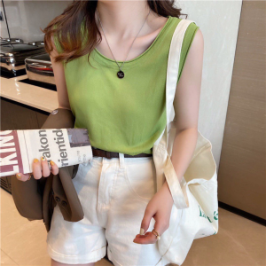 ทรงสวยเสื้อผ้าแฟชั่นผู้หญิงคอกลมสีพื้น เสิ้อกล้ามไหมพรม เสื้อแฟชั่นเกาหลี แขนกุดไหมพรม เสื้อกล้ามผ้ายืด ผ้านิ่มใส่สบายจัดส่งที่รวดเร็ว