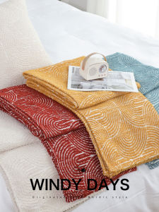 3D Round Arc Jacquard Bedspread Throw