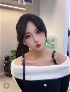 GiGi ที่ยืดผมวิกผมแบบหนีบสำหรับผู้หญิงเพื่อเพิ่มความยาวและวอลลุ่มวิกผมปลอมท็อปเปอร์สำหรับแฮร์พีชน้ำหนักเบาสำหรับปกปิดผมหงอก