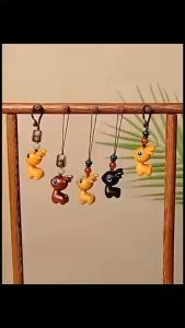 Gantungan Kunci Rusa Bercahaya 可爱夜光小鹿挂件 – Luminous Deer Keychain for Car Phone & Bag