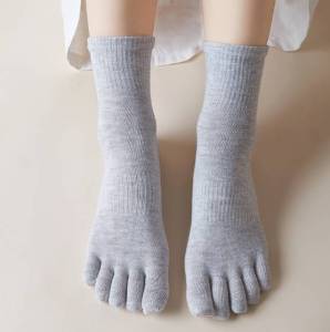 ถุงเท้าแยกนิ้ว พร้อมส่งในไทย ระบายอากาศดี ถุงเท้าข้อสั้น ใส่บาย สไตล์ญี่ปุ่น