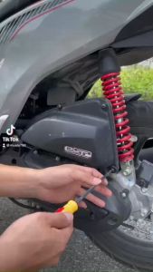 Ốp bầu gió Vision (Po E) Cacbon và Xi Bảo Vệ Xe Honda Vision 2021- Vision 2022 Chống Trầy Xước chính hãng Artistar