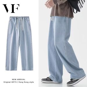 VFASION กางเกงยีนส์ผู้ชาย Jeans ทรงกระบอกเอวสูง ใส่สบาย เอวยางยืด ปรับเอวด้วยเชือก