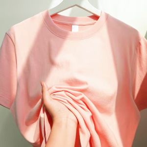 Pure Cotton Thickened Short Sleeve T-shirt in Light Pink for Men and Women Anti-Wrinkle Crewneck Design Casual Style