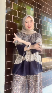 Malexa.id - Lala One Set  Kemeja Lengan 7/8 Celana Kulot  Rayon Motif Adem dan Nyaman One Set Daily