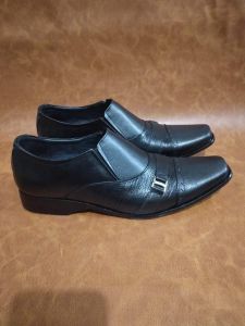 sepatu formal