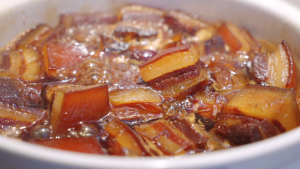 อบเชย อบเชยแห้ง Dried Cinnamon สะอาด ปลอกภัย ผ่านมาตรฐาน อย. ตรา กอเงินฟาร์ม ขนาด 350 กรัม