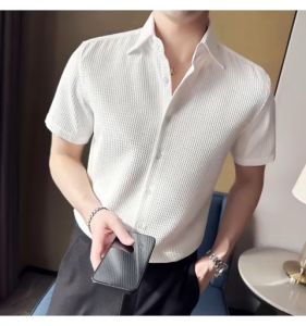 Áo Sơ Mi Nam Tay Ngắn Vải Gân Xốp Hàn Quốc Cao Cấp Sang Trọng Đẳng Cấp 2 Màu Trắng Đen Công Sở Dự Tiệc Vui chơi Giải Trí 77