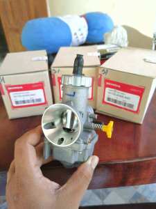 ประดับ 30 ชั่วโมง คาร์บูเอ็นโปร(ล้วงยกบนรูปไข่) แท้ตัวเทพ มีประกัน มีขนาด PE28