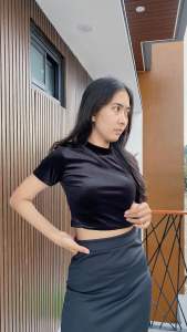 VIKA Crop Top Bludru / Velvet Sanghai Turtle Neck 024