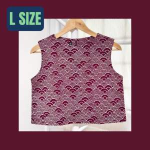 ❤️❤️New Lovely Wine Red Colour Wave Pattern L Size Top Sleeveless❤️❤️