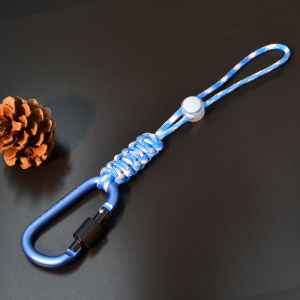 Portable Outdoor Water Bottle Cord Metal Hook Climbing Backpack Quick Release Cord Weaving EDC Utility Hook for Hiking And Camping