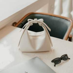 Tas selempang wanita import hanabi slingbag and hanbag terbaru