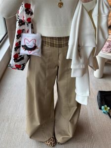 กางเกงทำงานลายสก็อตสีกรมท่าสไตล์ฮ่องกงย้อนยุค กางเกงขายาวทรงหลวมสบาย ๆ สำหรับผู้หญิง ฤดูใบไม้ผลิ ฤดูใบไม้ร่วง ฤดูหนาว กางเกงเต้นแจ๊สสีดำ