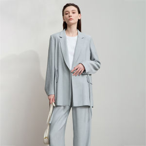 AMII | Commute Style Tie Wide Shoulder Padded Suit with Belt