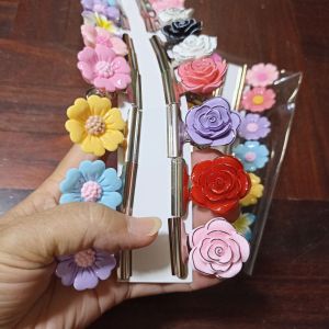 ตัวหนีบ เข็มขัด ผู้หญิง นักเรียน นักศึกษา กิ๊บหนีบเข็มขัดนักเรียน นักศึกษามหาวิทยาลัย ลายสวยน่ารักสะดุดตา แข็งแรง ดูดี มีเสน่ห์ 1 แผง 12 ชิ้น