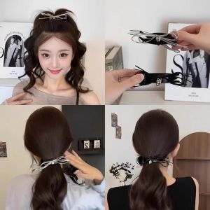 กิ๊บติดผมรูปผีเสื้อสีเงินสำหรับผู้หญิง 2024 ใหม่ ทุกสไตล์ กิ๊บติดผมหางฉลาม ดีไซน์หรูหรา ที่คาดผมแบบมีรูปตัว T สไตล์เกาหลี