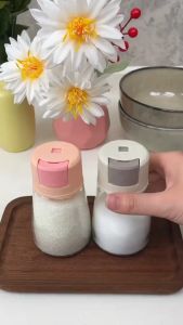 Push-to-Dose Salt Flavoring Shaker Quantitative Seasoning Jar