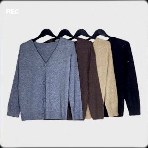 Catalog Fashion เสื้อคลุมไหมพรมคาร์ดิแกน ผ้านิ่ม ใส่สบาย 4 สี มีกระดุมหน้า