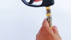 Khớp nối nhanh - Khớp xoay chống xoắn dây phun xịt rửa xe (ren 14mm)