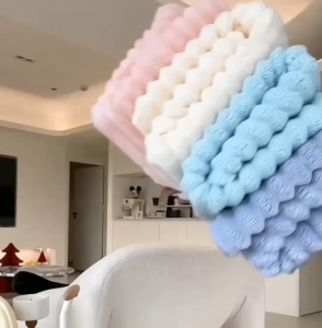 Coral Stripe THICK Cloud Soft Superb Absorbent Towel 140 x 70cm