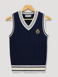 K-style Sweater Vest Men and Women V Neck Wool Vest Sleeveless Vest British Business Attire Pullover Knitted Vest Teenagers