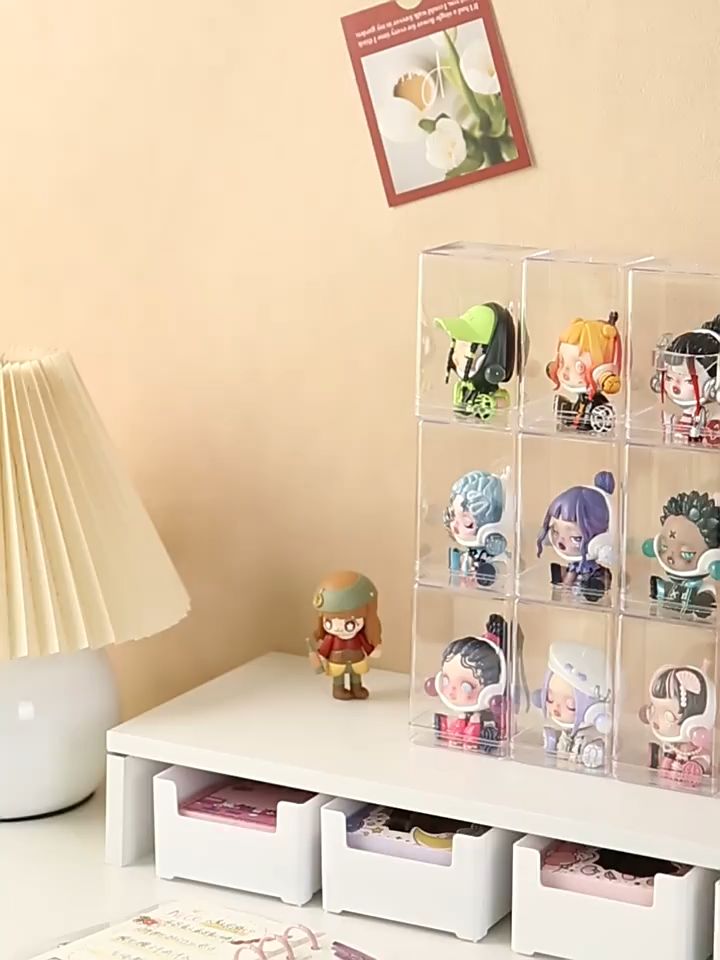 ชั้นวางโมเดล อคริลิค กล่องใส่โมเดล กล่องอคริลิค กล่องใส่ตุ๊กตา กล่องอะคริลิค กล่องใส ใส่ตู๊กตากันฝุ่นวางซ้อนกันได้