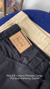 POLICE Celana Pendek Cargo Parasut Kantong Zipper Regular Fit Pria