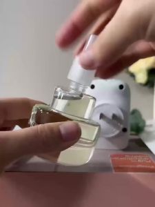 Mini Plug In Essential Oil Diffuser Wall Mounted Waterless Aroma Diffuser for Home Bedroom Bathroom Toilet Air Freshener Machine