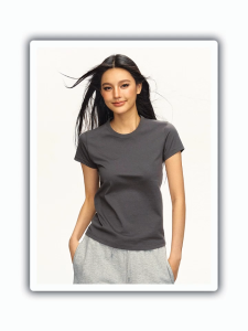 Kaos Slim Fit Wanita: Pilihan Terbaik untuk Aktivitas Sehari-Hari