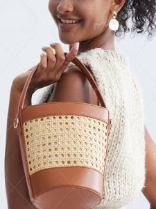 Handwoven Water Bucket Bag Womens Beach Vacation Tote Hollow out Drawstring Crossbody Bag Popular Handbag Style