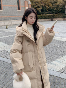 เสื้อแจ็คเก็ตผ้าฝ้ายขนเป็ดหนาสำหรับผู้หญิงฤดูหนาว 2025 ใหม่ ปีนี้เทรนด์ใหม่ เสื้อคลุมยาวถึงเข่า แจ็คเก็ตผ้าฝ้ายแบบยาวปานกลาง