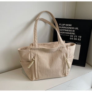 กระเป๋าถือผ้ากำมะหยี่ความจุขนาดใหญ่สไตล์เกาหลีและญี่ปุ่น กระเป๋าสะพายไหล่ข้างเดียวแบบลำลอง วัสดุผ้ากำมะหยี่ กระเป๋าถือ OLBERNI