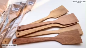 Xẻng Chiên Xào Gỗ Tự Nhiên Để Mộc HAHANCO [CTL723] An Toàn Cho Sức Khỏe