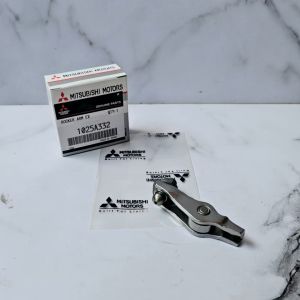 PELATUK API MINYAK MITSUBISHI 4N15 PAJERO DAKAR 2019 UP 1025A332 PART MOBIL