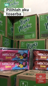 Biskuit NEXTAR STAR Double Cream Strawberry Vanilla - ( HARGA 1 BOX )