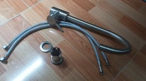 Vòi Chén Nóng Lạnh INOX 304 Vòi Rửa Bát Thân Đúc Nguyên Khối