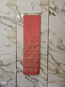 ผ้าถุงทอลายเเพรวาผ้าขนาด 2หลา ผ้าทอพรีเมี่ยมไม่หดไม่ตกสี