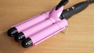 จัดส่งจากจีน [2025] แท่งม้วนผมไข่สำหรับผู้หญิง ไอออนลบ บะหมี่กึ่งสำเร็จรูป หัวสามท่อ เครื่องม้วนผมเค้ก แท่งม้วนไข่ขนาดใหญ่ เครื่องมือมหัศจรรย์ 3.8