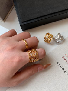 Elegant French Style Silver Metal Flash Diamond Lace Ring for Women Open Wide Version Luxury Feelings Finger Ring