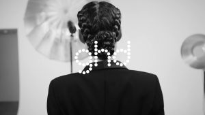 GHD GLIDE SMOOTHING HOT BRUSH IN BLACK