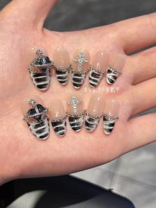 Dark Miss Almond Chain French Zebra Print Wearable Nails New Years High-End Sensation Small Niche Whitening Chinese Brand