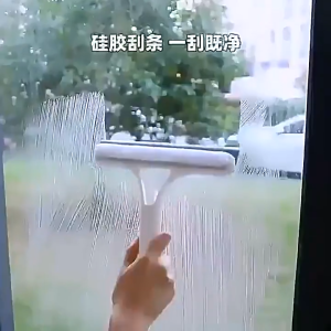 5PCS Cleaning Wiper with Spray Bottle 3 in 1 Multi-Purpose Glass Wiper with Scraper and Spray for Spraying Car Windshield Mirror Cleaning Tools for Washing and Scrap Windshield Cleaner Squeegee for Car and Home Washing Tool
