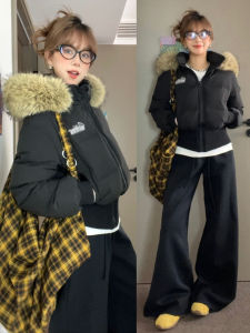 Áo Khoác Cotton Nữ Màu Đen Có Mũ Trùm Đầu Cổ Lông Cừu Lớn Dáng Ôm Dài Ngắn Mùa Đông 2025 Phong Cách Hàn Quốc Áo Khoác Ngoài Cỡ Nhỏ